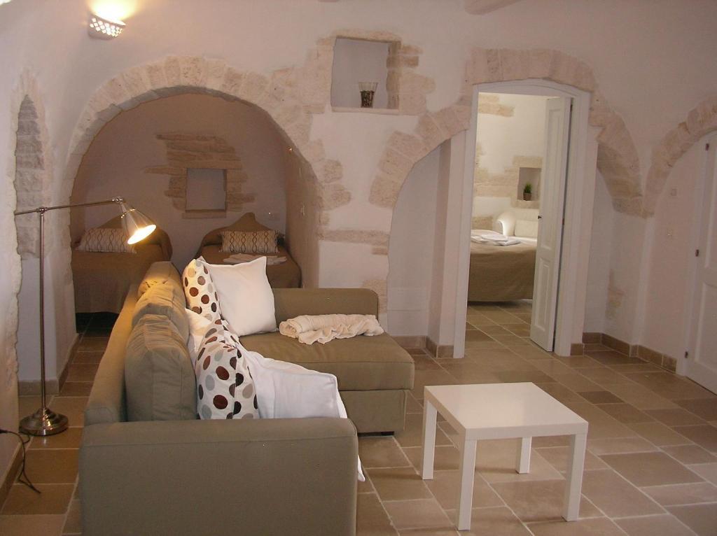 Charming Trulli Aparthotel Alberobello Bilik gambar